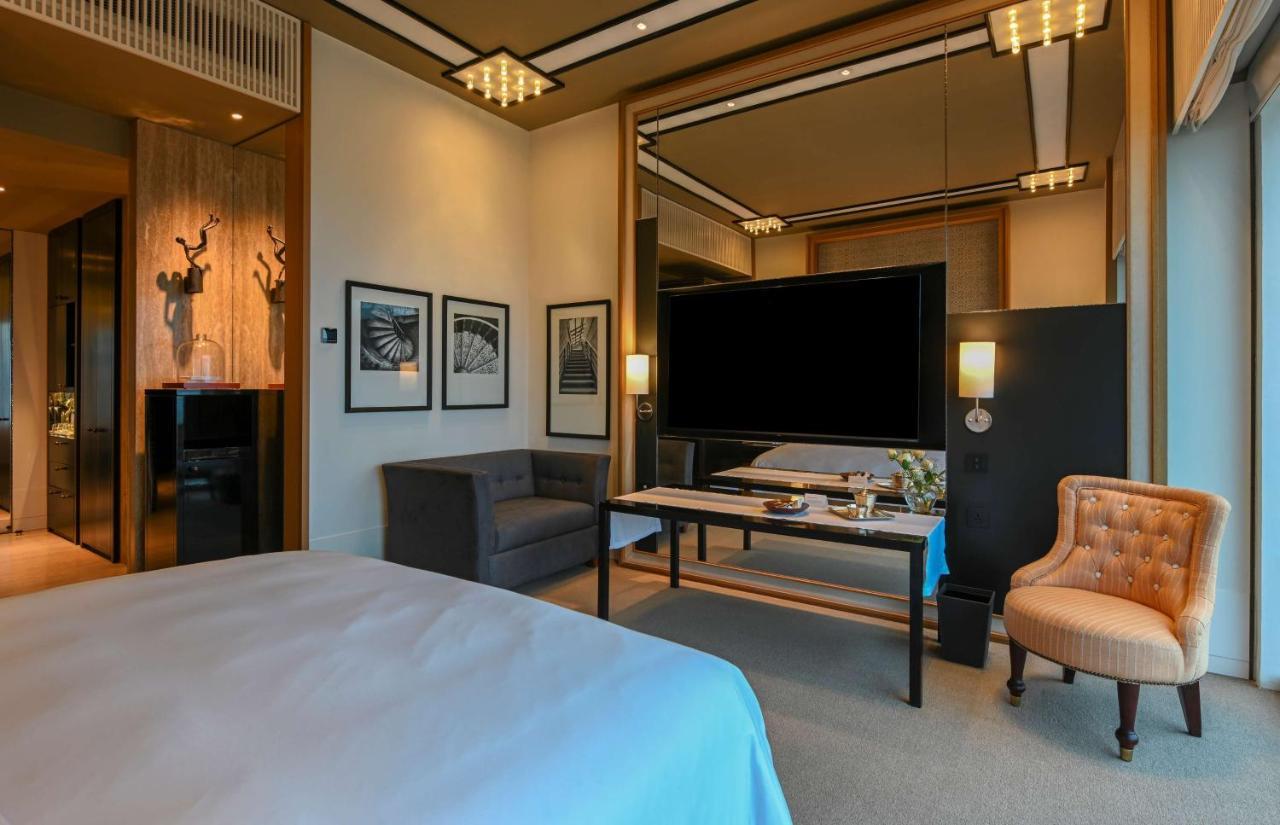Grand Hyatt Gurgaon Hotel Екстериор снимка